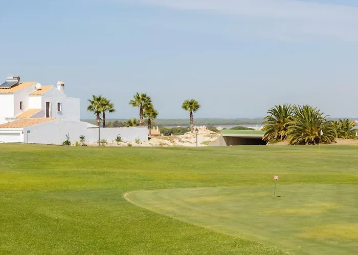 Bonito Apartamento En Campo De Golf Con Piscina